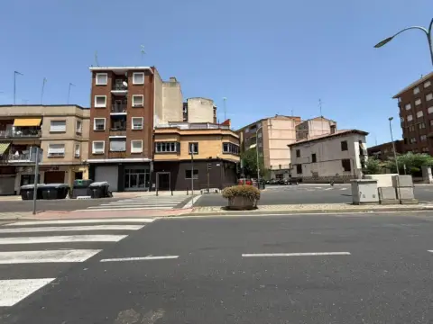 Piso en Avenida de Pío XII, 94